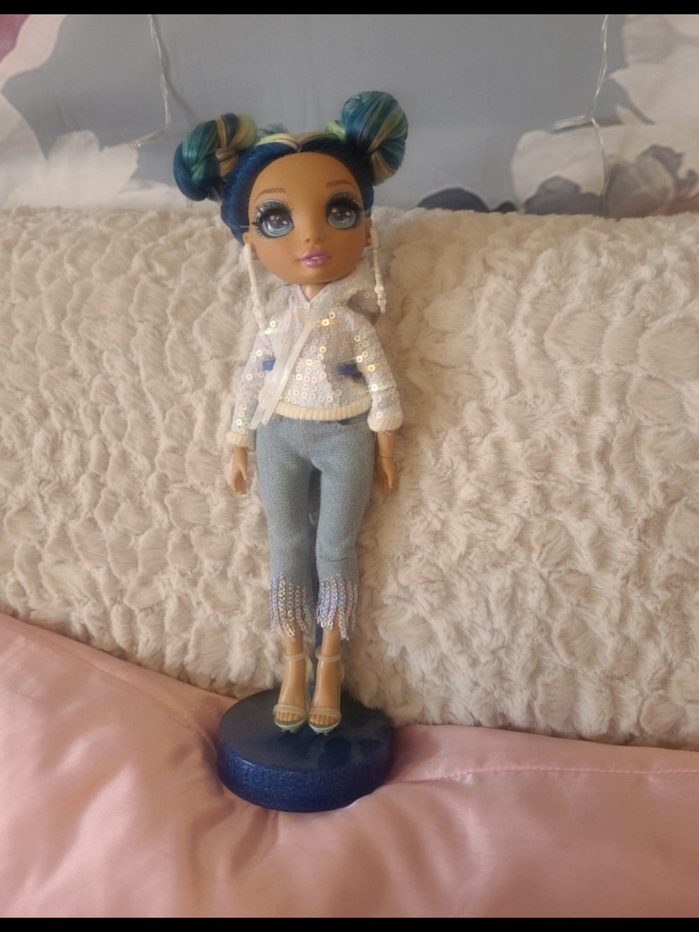 Rainbow High Skylar Bradshaw Doll.